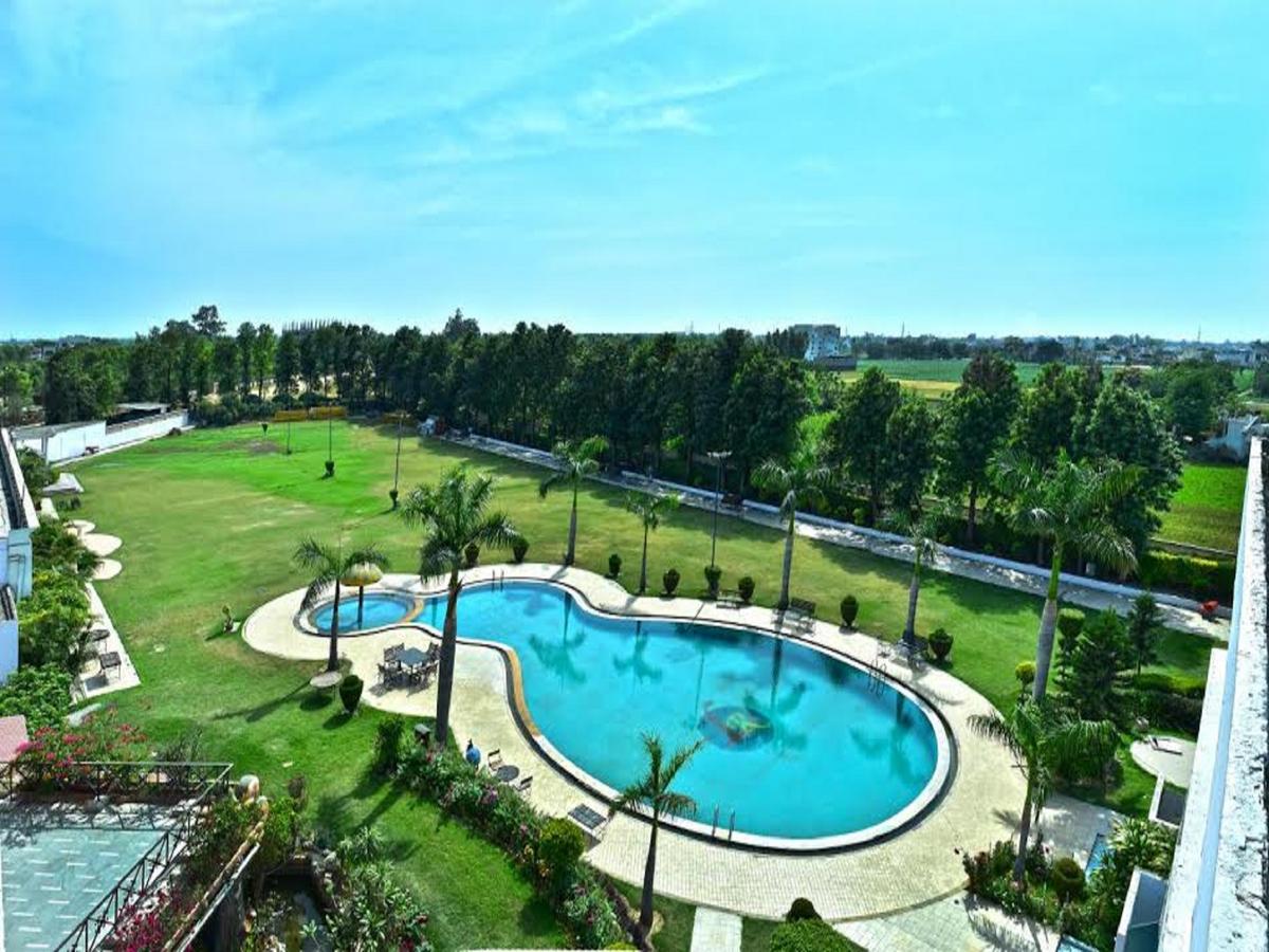 The Grand Lilly Resorts